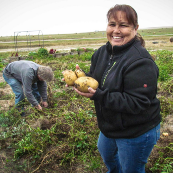 On Pine Ridge Reservation, a Garden Helps Replace an 80-mile Grocery Trip - Civil Eats