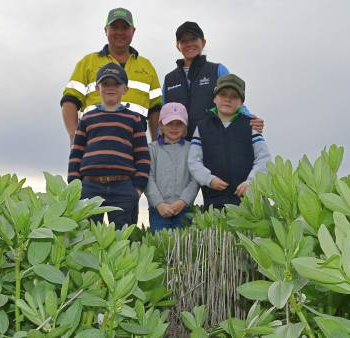 Tough times have 'bean' and gone for Mungindi growers